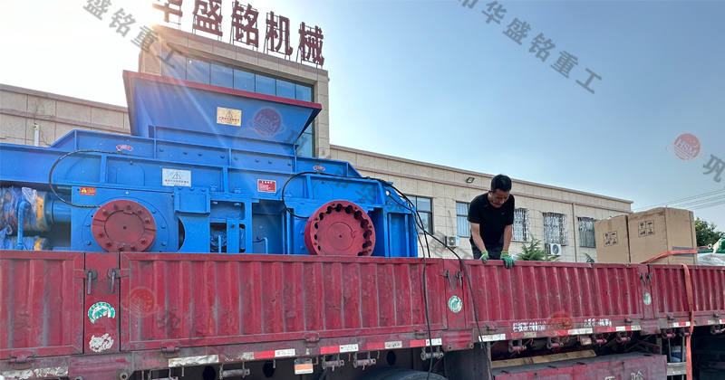 華盛銘廠家的對輥制砂機怎么樣？市場價一臺多少錢？